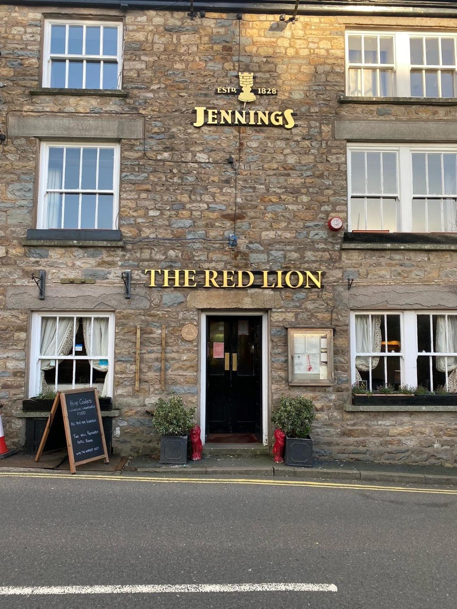 The Red Lion Hotel Sedbergh Exterior photo